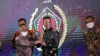 Wakil Gubernur Sumatera Utara (Sumut), Musa Rajekshah atau akrab disapa Ijeck menerima Golden Award SIWO PWI Pusat 2020