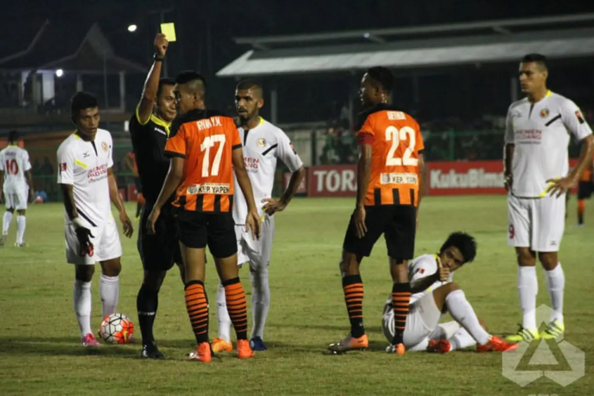 Perseru vs Semen Padang