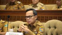 Wakil Menteri Dalam Negeri, Bima Arya Sugiarto saat Rapat Dengar Pendapat bersama Komisi II DPR RI di Ruang Rapat Komisi II DPR RI, Jakarta, Senin (18/11/2024). (Foto: Istimewa)