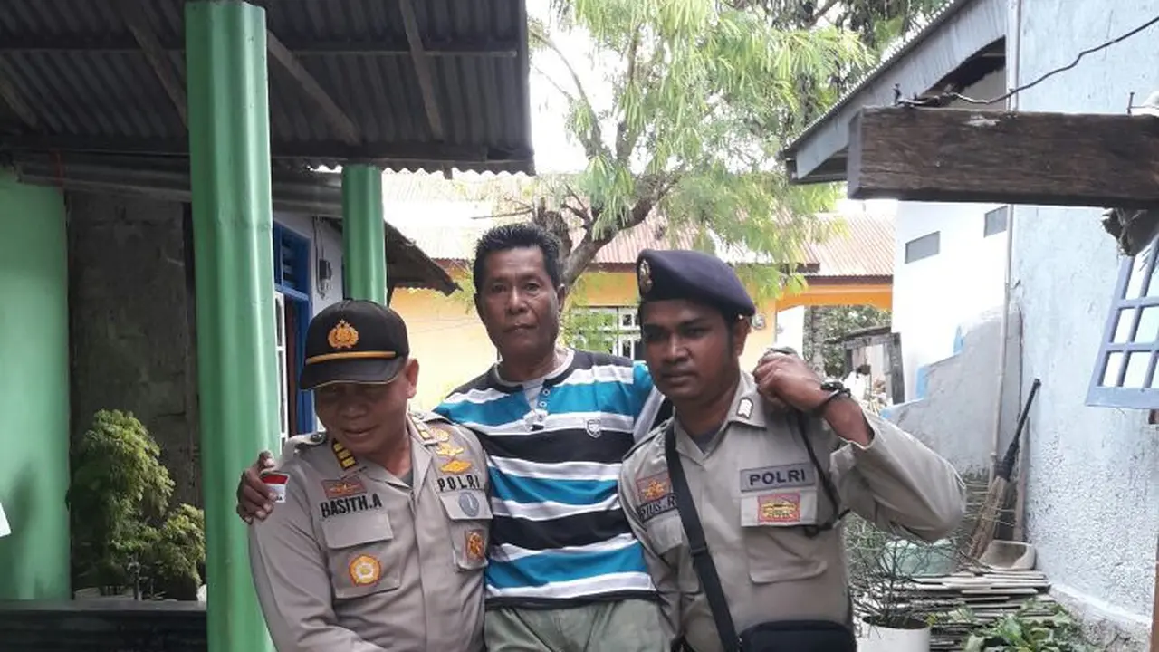 Polisi yang Angkat Disabilitas ke TPS Akan Diberi Penghargaan