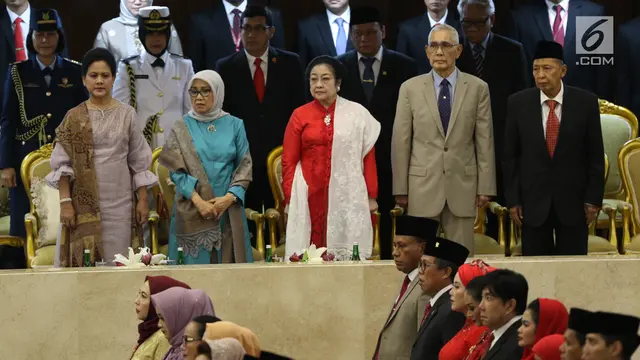 Jokowi Bersama Menteri Kabinet Kerja Hadiri Pelantikan Anggota DPR, MPR, dan DPD