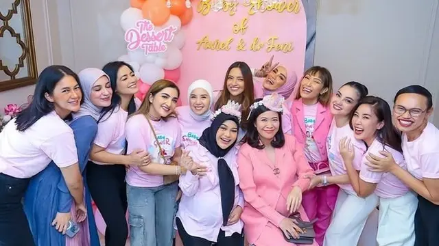 8 Momen Kejutan Baby Shower Aurel Hermansyah oleh Geng Cendol, Seru Banget