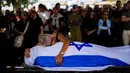 Sementara itu, korban tewas akibat serangan Hamas ke Israel lebih dari 1.400 jiwa. (AP Photo/Francisco Seco)