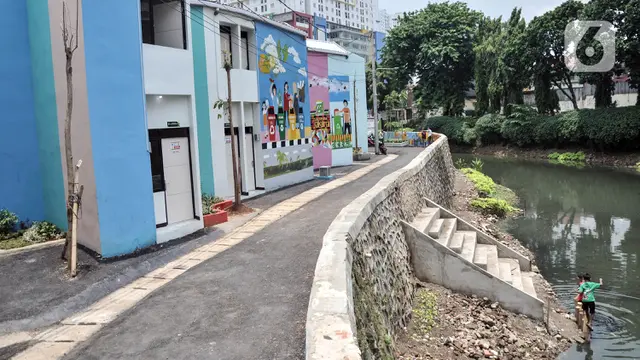 Warna-warni Wajah Baru Kampung Gembira Gembrong