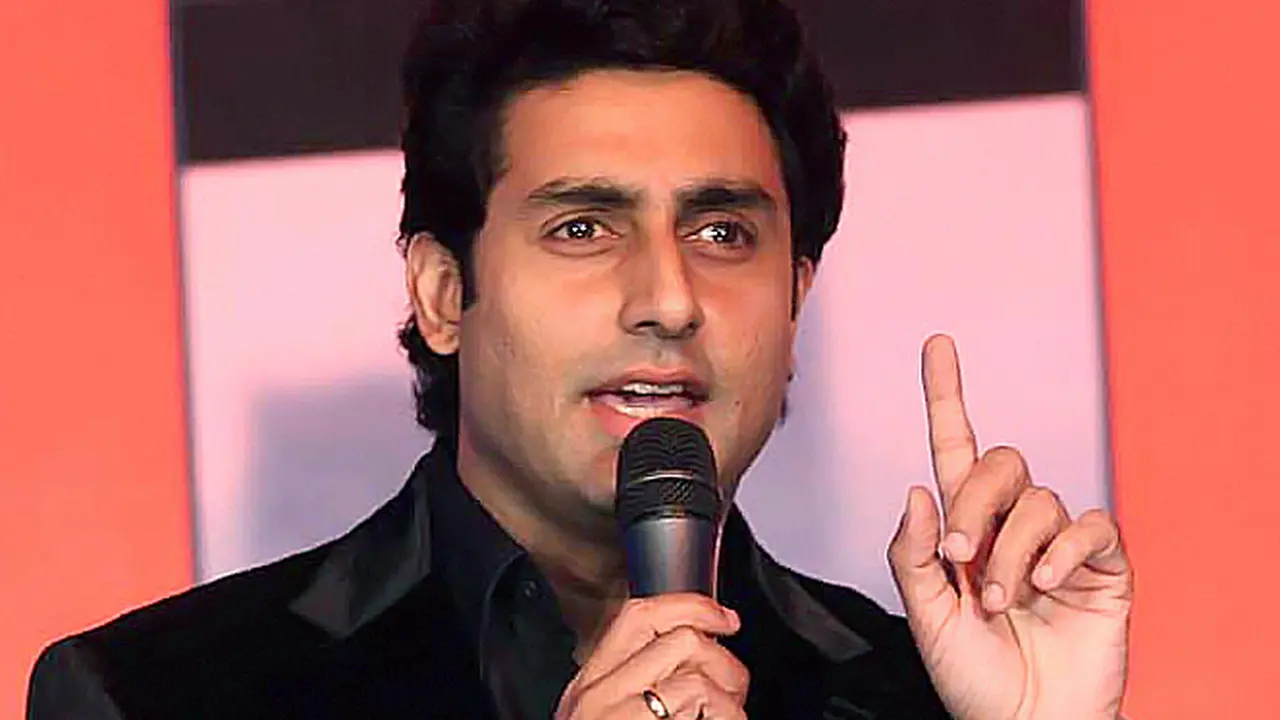 abhishek-bachchan-131216b.jpg
