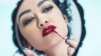 Ketika Warna-warni Lipstik Bantu Pasien Kanker