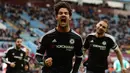 Alexandre Pato datang ke Stamford Bridge pada Januari 2016 dengan status pinjaman. Penyerang top asal Brasil tersebut tampil kurang memuaskan sehingga enam bulan kemudian dikembalikan. Pato tercatat hanya mencetak 2 gol dan 1 assist bersama Chelsea. (AFP/Oli Scarff)