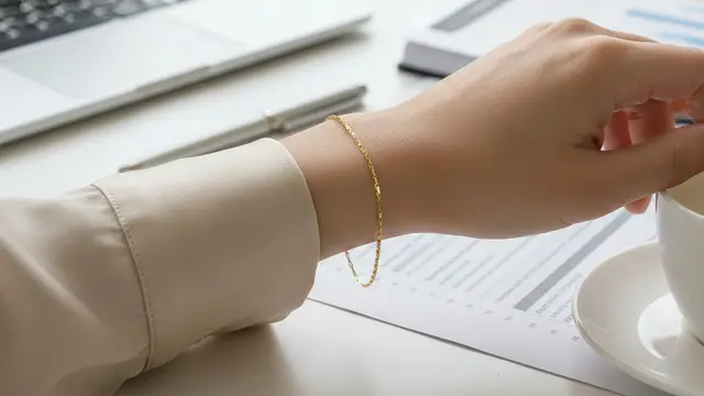 Gelang Rantai Tipis (Trace Chain) (Gemini AI)