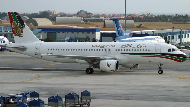 Pesawat Gulf Air tipe Airbus A320