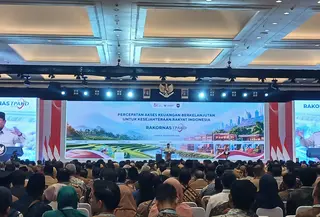 Presiden Prabowo Subianto menyebut bahwa sejumlah perusahaan, termasuk perusahaan asing, telah melakukan pelanggaran hingga belasan kali terkait kebakaran hutan dan lahan (karhutla). (Liputan6.com/Lizsa Egeham)