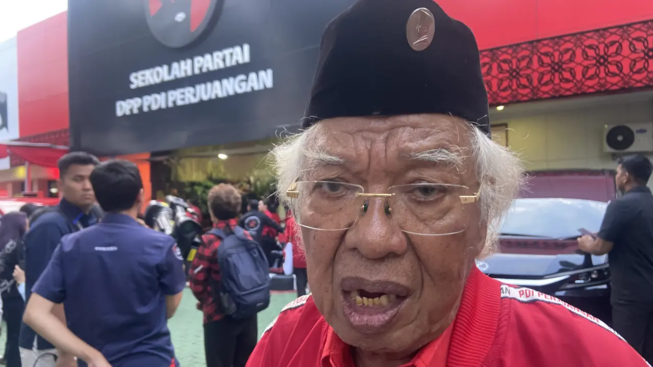 Politisi Senior PDI Perjuangan (PDIP) Panda Nababan bersuara soal kasus hukum yang menjerat Sekjen PDIP Hasto Kristiyanto.