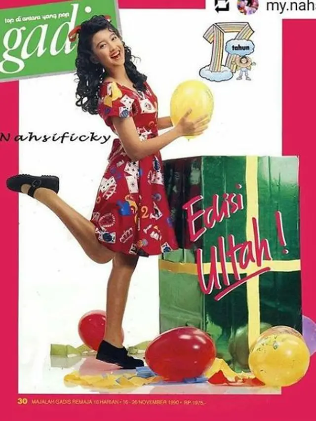 Desy Ratnasari saat jadi model cover majalah