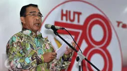 Ketua Umum KONI Pusat, Mayjen Tono Suratman memberi sambutan pada acara syukuran di Gedung Serba Guna Gelora Bung Karno, Jakarta, Rabu (19/10). Acara syukuran tersebut dalam rangka peringatan hari ulang tahun KONI yang ke-78. (Liputan6.com/Yoppy Renato)