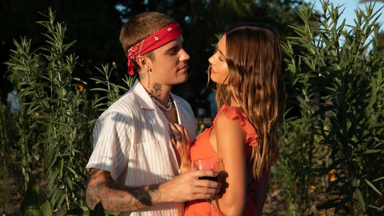Justin Bieber dan Hailey Baldwin. (Instagram/ haileybieber)