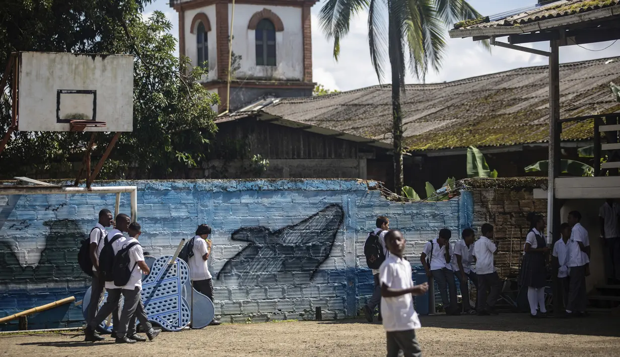 Bahia Solano, yang dibangun di sepanjang teluk berbentuk U, telah menjadi salah satu tempat paling terkenal di Kolombia untuk melihat paus bungkuk. (AP Photo/Ivan Valencia)