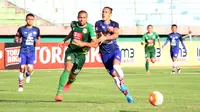Thiago Furtuoso, striker Bhayangkara Surabaya United telah mencetak empat gol hingga pekan ke-11 TSC. (Bola.com/Fahrizal Arnas)