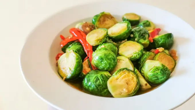tumis brussels sprouts