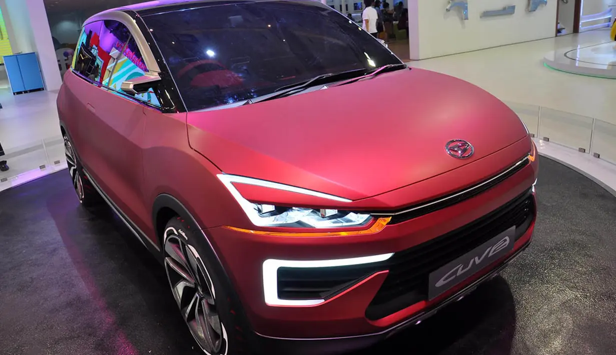 Pada gelaran IIMS 2014, Daihatsu akan menghadirkan CUV 2 yang memiliki tampilan yang lebih garang dan apik, Jakarta, (18/9/14). (Liputan6.com/Miftahul Hayat)