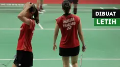 Berita video momen ganda putri Indonesia, Greysia Polii / Apriyani Rahayu membuat pasangan Thailand, Jongkolphan Kititharakul  / Rawinda Prajongjai, seperti keletihan.