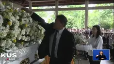Setelah dikremasi, keluarga tunda melarung abu jenazah pendiri Matahari Grup, Hari Darmawan.