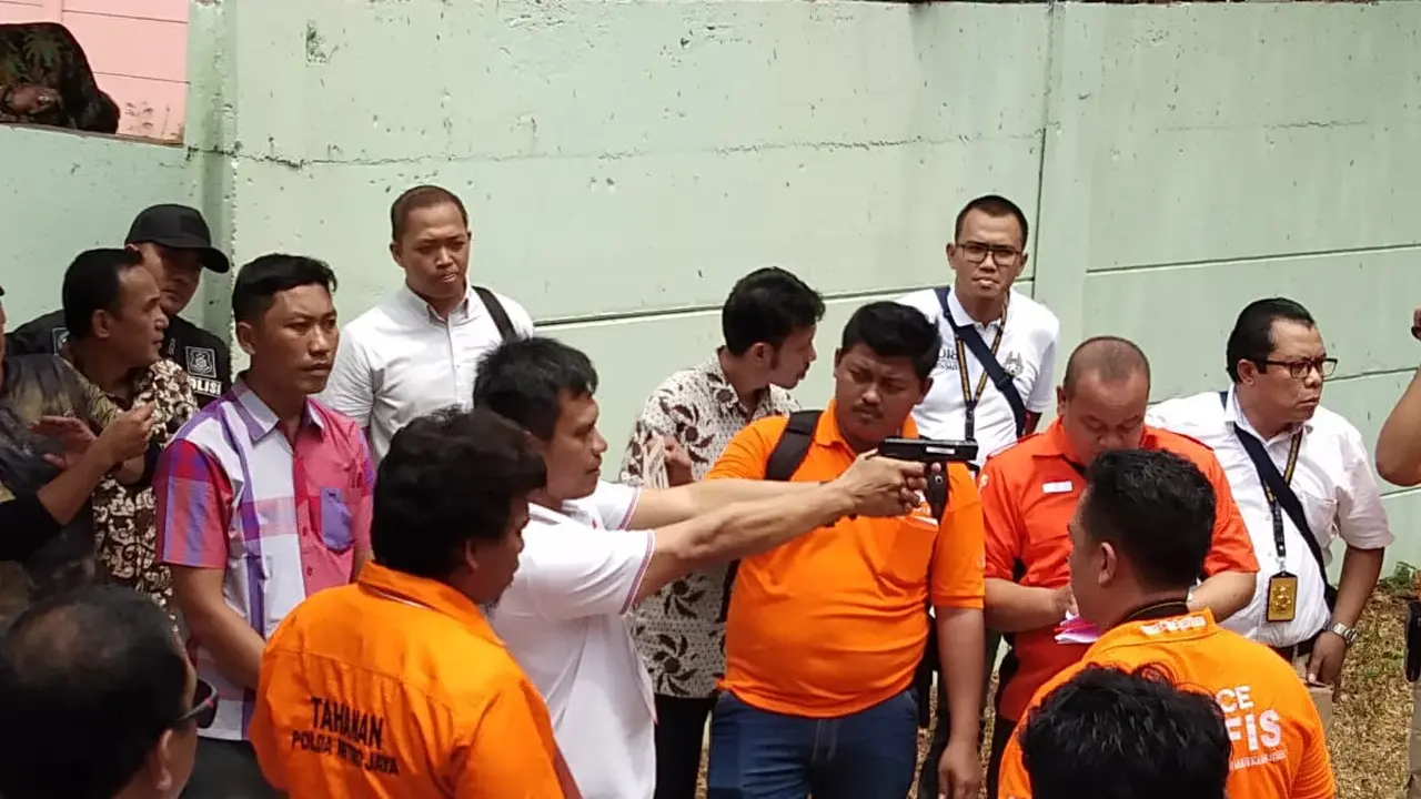 Rekonstruksi peluru nyasar ke Gedung DPR