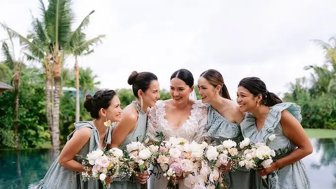 Cathy Sharon & Julie Estelle
