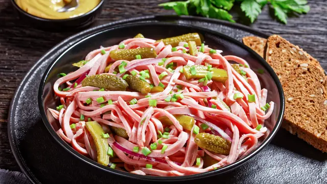 Wurstsalat.