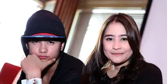 Karena kedekatan mereka, Aliando Syarief dan Prilly Latuconsina memang menjadi sorotan publik. Banyak yang mengira mereka adalah sepasang kekasih.
