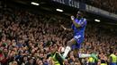 Ekspresi pemain Chelsea, Bertrand Traore, saat merayakan gol yang dicetaknya ke gawang Manchester City dalam laga putaran kelima Piala FA di Stadion Stamford Bridge, London, Minggu (21/2/2016) malam WIB. (AFP/Adrian Dennis)