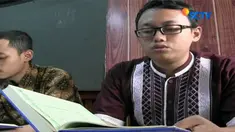 Sebuah barbershop di kawasan Depok menawarkan layanan potong rambut gratis dengan membaca Al Quran