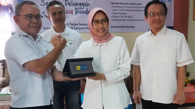 Semarakkan HPN 2019, Jajaran Direksi PLN Sapa Pelanggan Serentak di 12 Lokasi