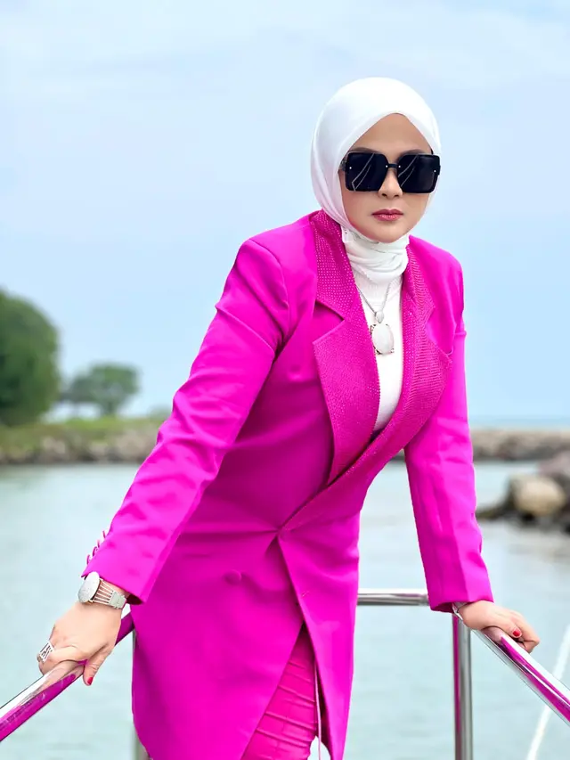 Neng Dessy. (Foto: Dok. Koleksi Pribadi Neng Dessy)
