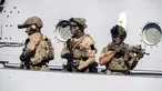 Pasukan khusus Angkatan Laut Siprus dan US Navy SEAL mengambil bagian dalam latihan penyelamatan bersama Amerika Serikat-Siprus di Pelabuhan Limassol, Siprus, Jumat (10/9/2021). (IAKOVOS HATZISTAVROU/AFP)