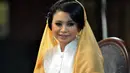 Rasa sepi yang dialami Rossa tak berlangsung terus menerus, karena selama Ramadan ia memiliki seabrek kegiatan yang terkait dengan aktivitasnya di dunia tarik suara.  (Liputan6.com/Panji Diksana)