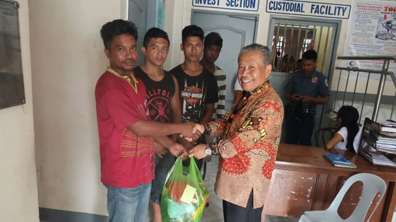 KJRI Davao City Pulangkan 7 Nelayan yang Terdampar di Filipina