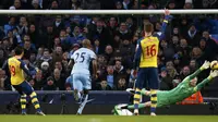 Video 2 Gol Arsenal Bungkam Manchester City