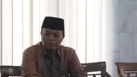 Wakil Ketua MPR Hidayat Nur Wahid mengomentari soal molornya pembahasan revisi UU Pemilu, di Yogyakarta, Minggu (9/7/2017). (Liputan6.com/Switzy Sabandar)
