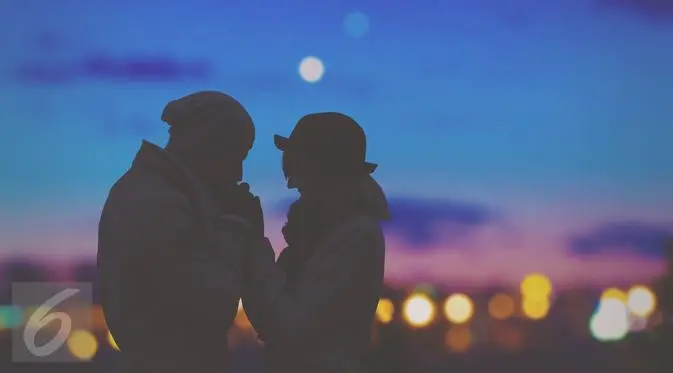 9 Hal Ini Selalu Dibicarakan dalam Hubungan Asmara Bahagia