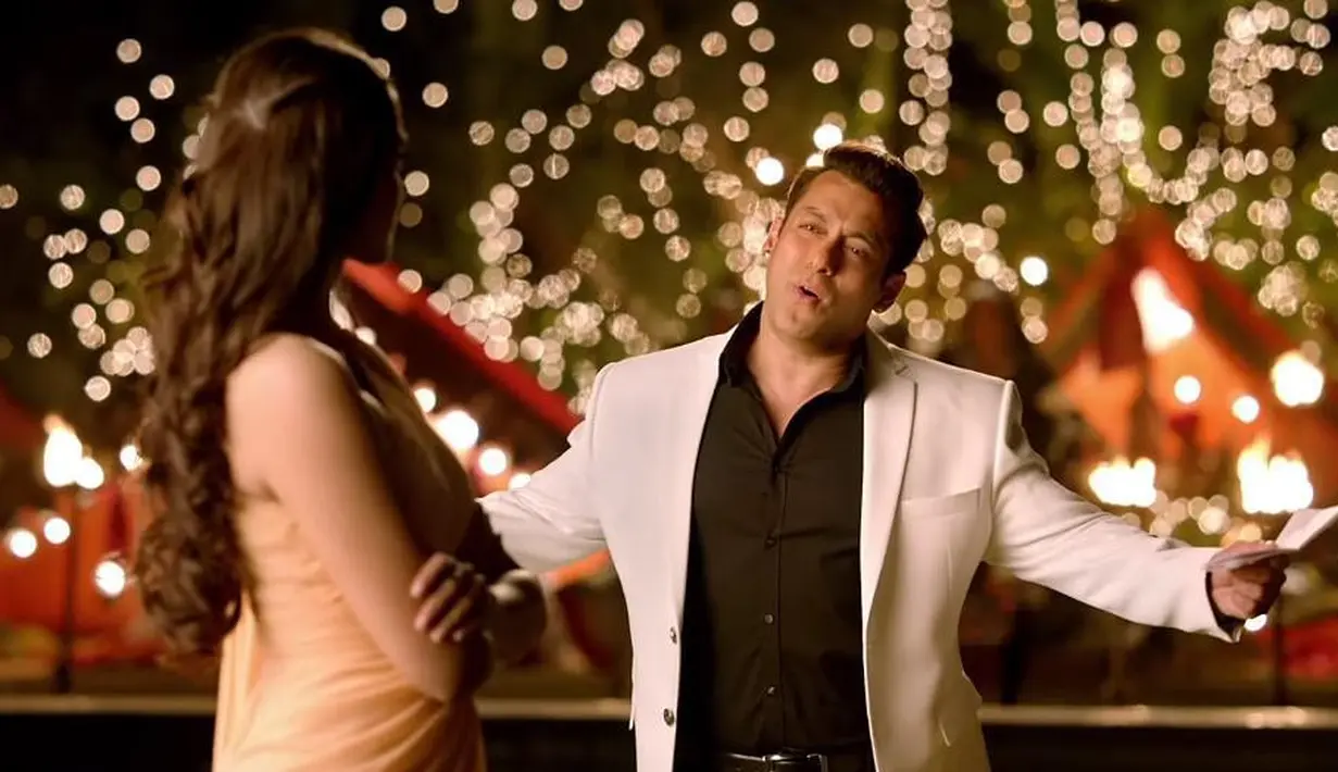 Deccan Chronicle mengabarkan jika Salman Khan harus membayar sekitar Rp 3,2 miliar. Sebelum terancam hukum 5 tahun penjara, ia sudah mendekam selama dua tahun penjara. (Foto: instagram.com/beingsalmankhan)