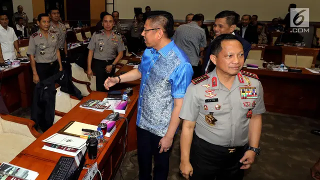 Kapolri Tito Karnavian Raker dengan Komisi III Bahas Pengamanan Pilkada