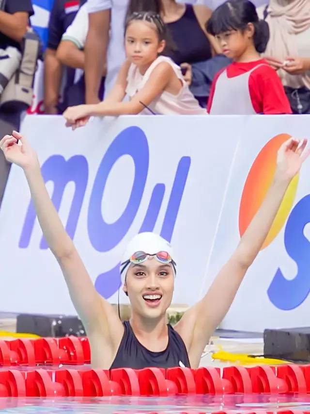 Cinta Laura di cabor renang TOSI 2 (Instagram/claurakiehl)