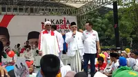 Calon Wakil Presiden KH Ma'ruif Amin saat berkampanye di Senayan. (Liputan6.com/Ady Anugrahadi)