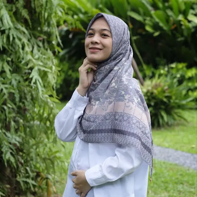 6 Potret Dian Ayu Lestari Pamer Baby Bump, Hamil Anak Perempuan