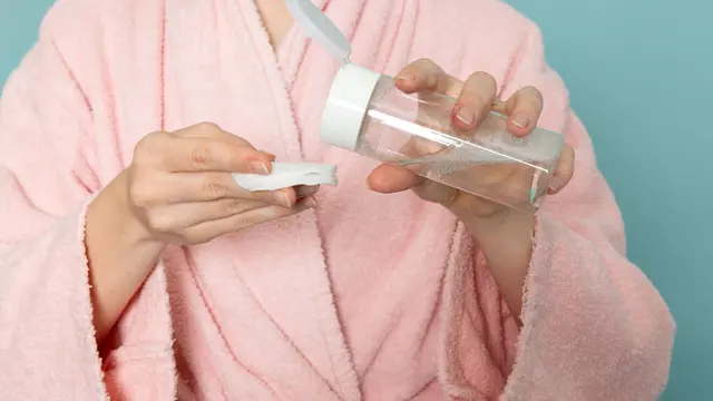 Ilustrasi micellar water