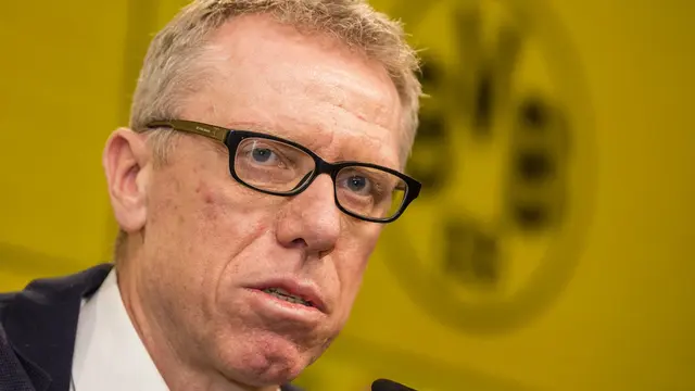 Pelatih Borussia Dortmund Peter Stoger (Twitter Borussia Dortmund)
