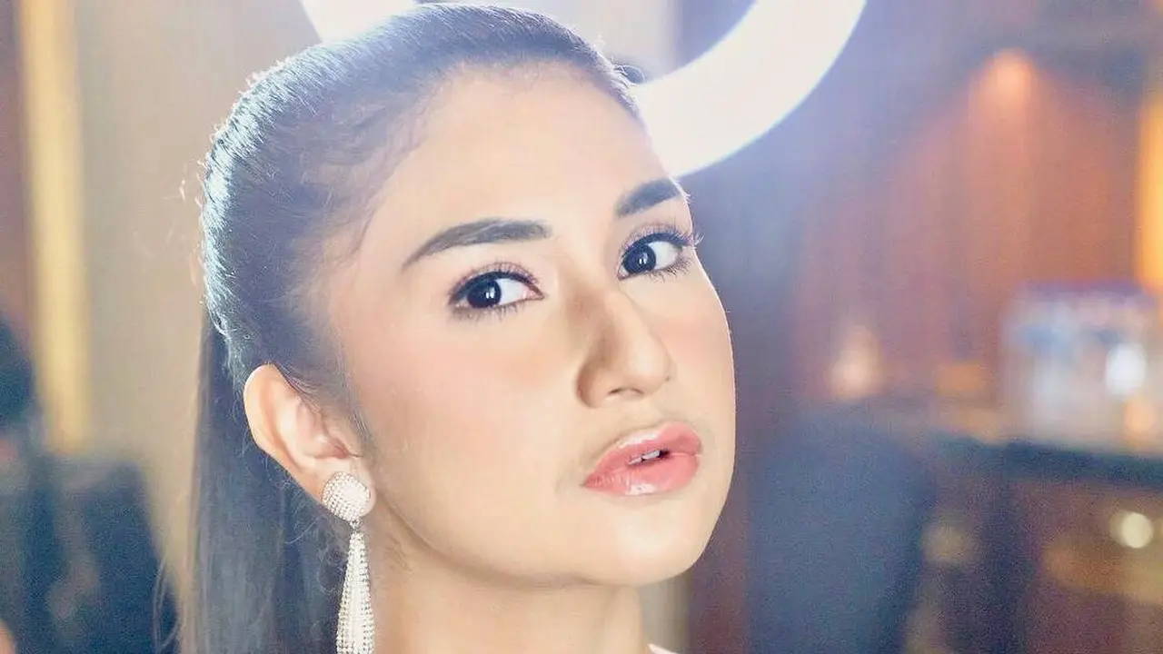 Masih Single, Ini 7 Potret Bianca Liza yang Mengaku Tolak Pria Kaya Raya