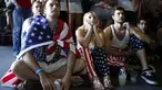 Ekspresi suporter "The Yanks" saat menyaksikan langsung laga Amerika Serikat melawan Portugal 2-2 di Los Angeles, Kalifornia, (22/6/2014). (REUTERS/Lucy Nicholson)