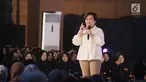 Direktur Programming SCM Harsiwi Achmad saat jadi pembicara dalam gelaran Emtek Goes to Campus (EGTC) 2018 di Universitas Negeri Semarang (UNNES), Semarang, Rabu (18/7). (Liputan6.com/Herman Zakharia)