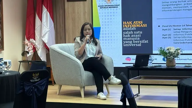 Komisioner Komisi Informasi Pusat Indonesia Rospita Vici Paulin dalam diskusi pbulik KIP 'Kupas Tuntas Transparansi Tapera, di Jakarta, Rabu (5/6/2024). (Tira/Liputan6.com)