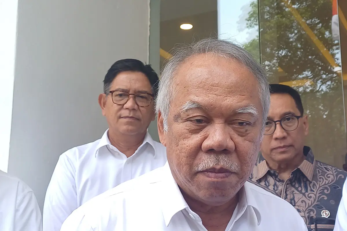 Kepala Badan Otorita Ibu Kota Nusantara (OIKN), Basuki Hadimuljono menyambangi Kantor Kementerian Perencanaan Pembangunan Nasional/Badan Perencanaan Pembangunan Nasional (PPN/Bappenas) di Jakarta, Senin (18/11/2024). (Dok Maulandy/Liputan6.com)